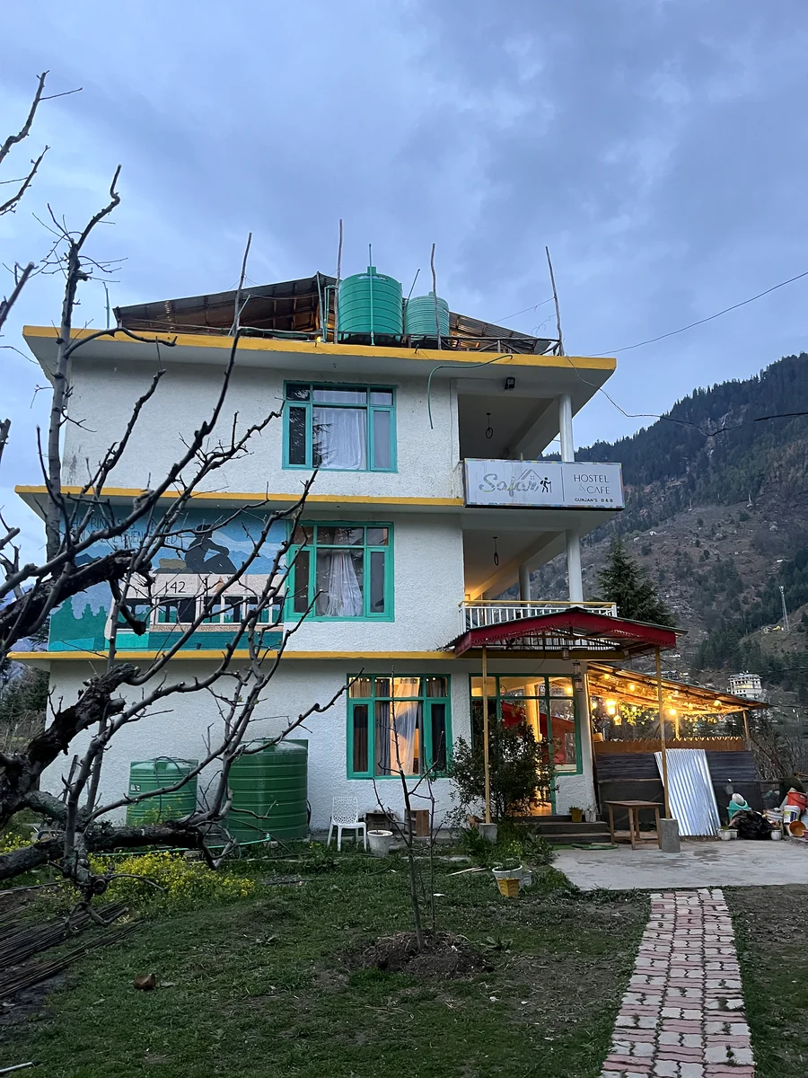 Full exterior of Safar Hostel and Café in Old Manali